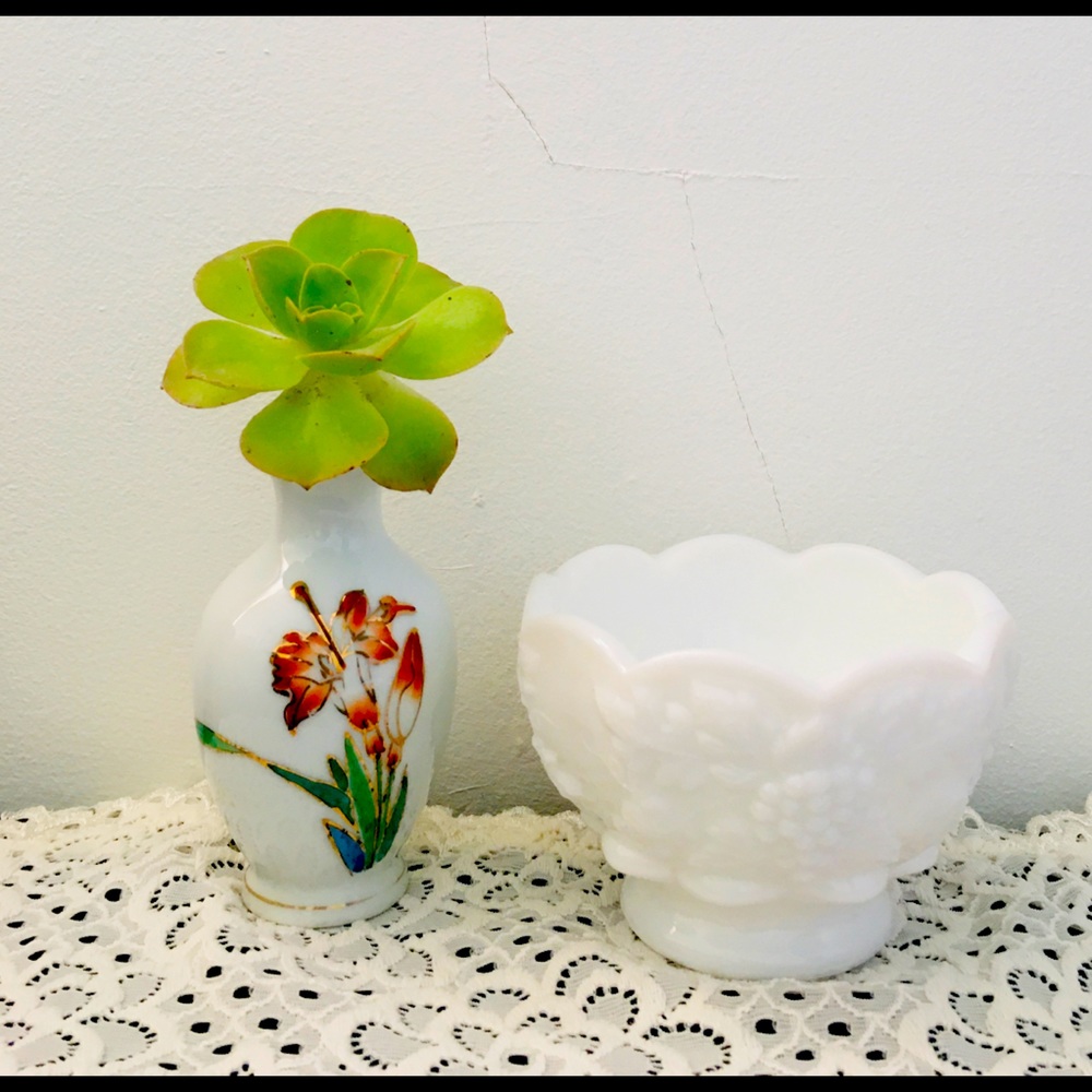 Vintage Westmoreland Milk Glass Sugar Bowl